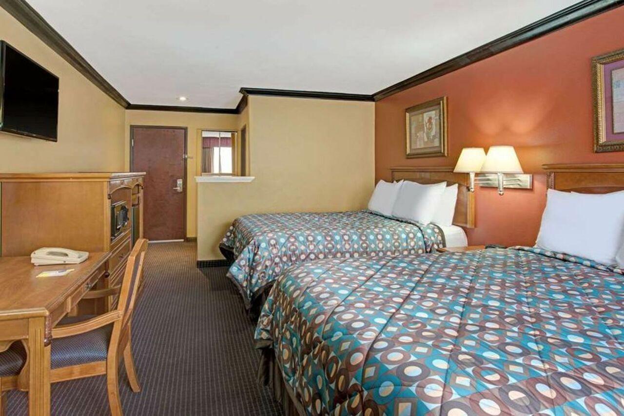 Quality Inn & Suites Σακραμέντο Εξωτερικό φωτογραφία