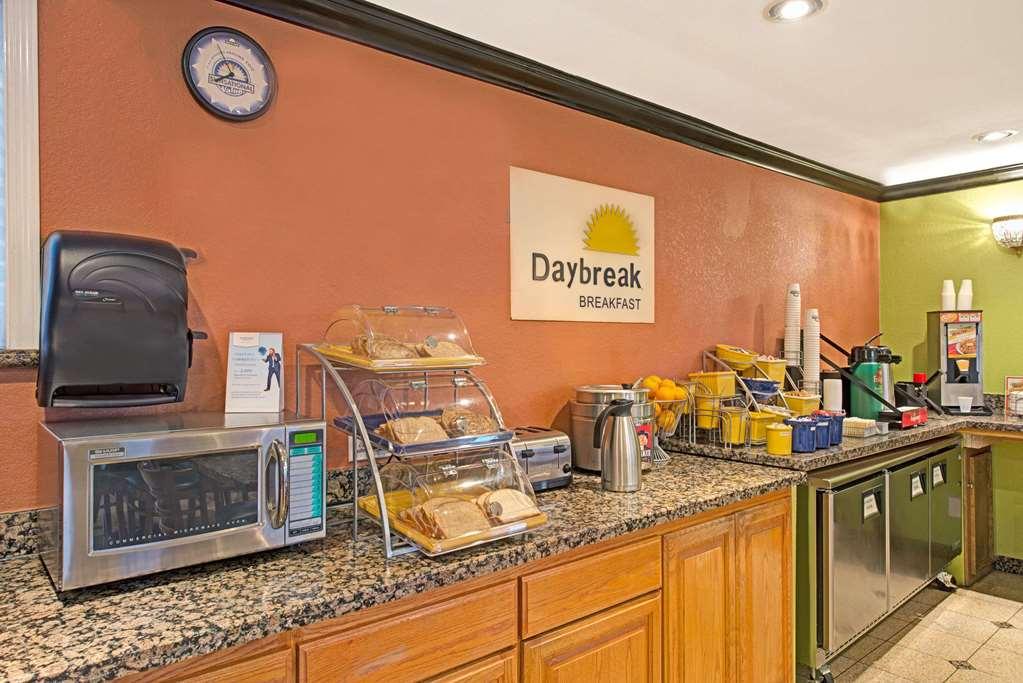 Quality Inn & Suites Σακραμέντο Εξωτερικό φωτογραφία