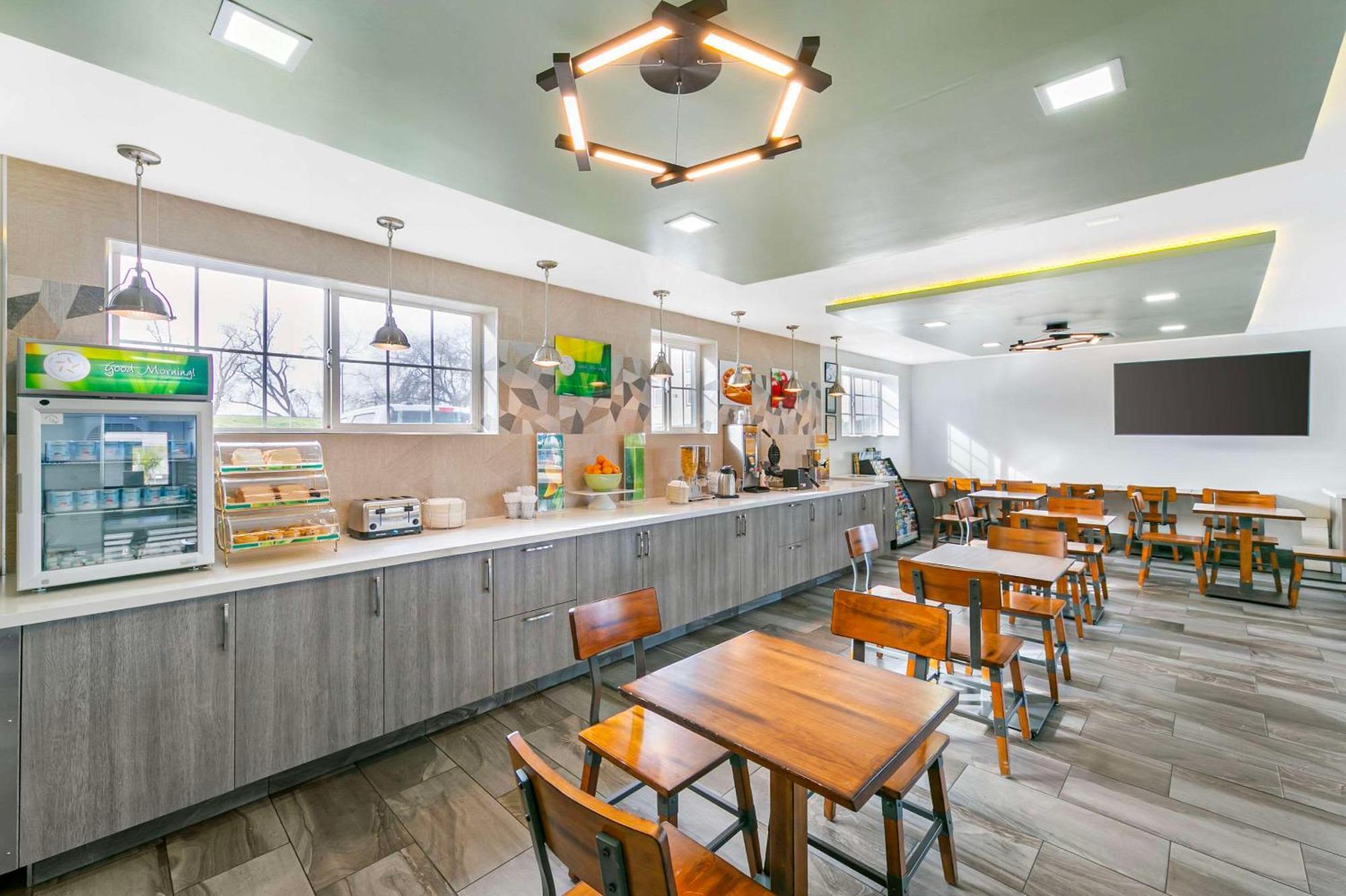 Quality Inn & Suites Σακραμέντο Εξωτερικό φωτογραφία