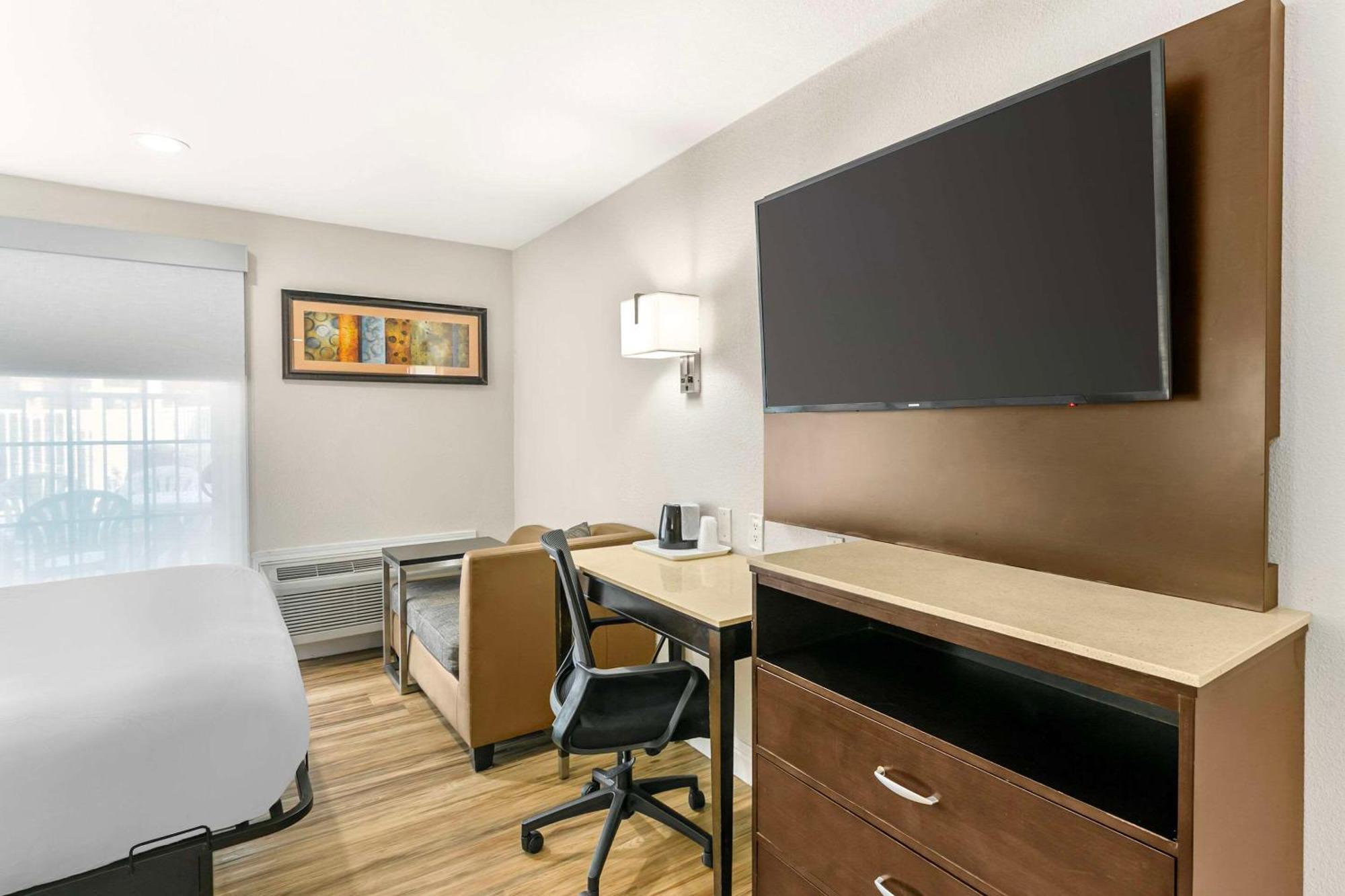 Quality Inn & Suites Σακραμέντο Εξωτερικό φωτογραφία