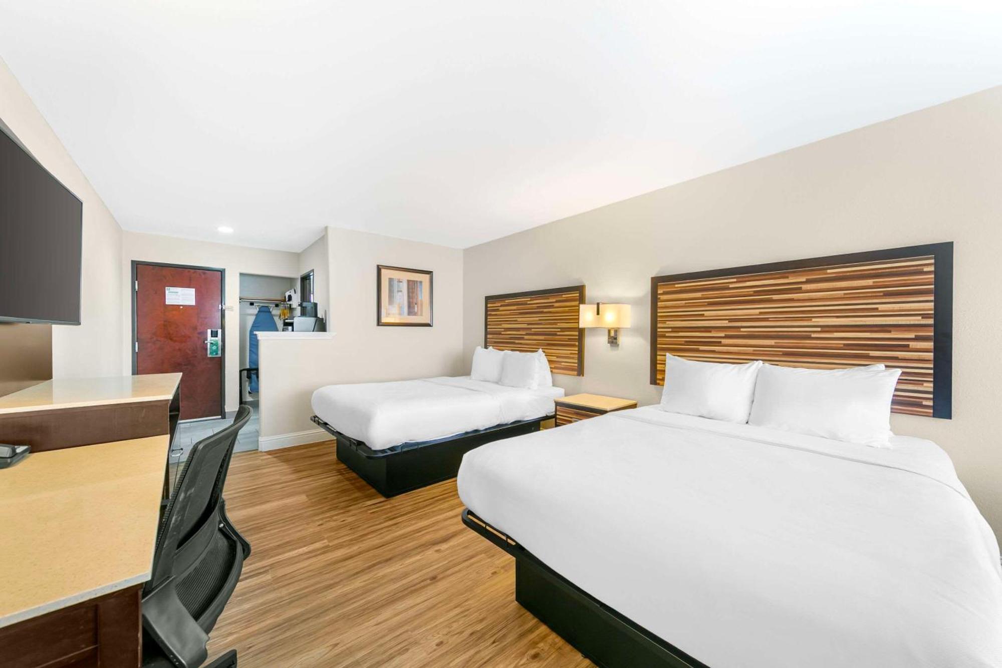 Quality Inn & Suites Σακραμέντο Εξωτερικό φωτογραφία