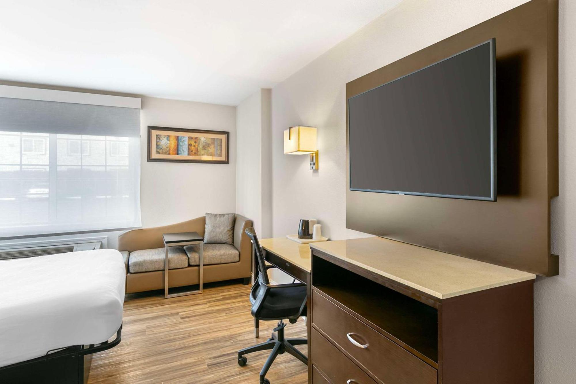 Quality Inn & Suites Σακραμέντο Εξωτερικό φωτογραφία