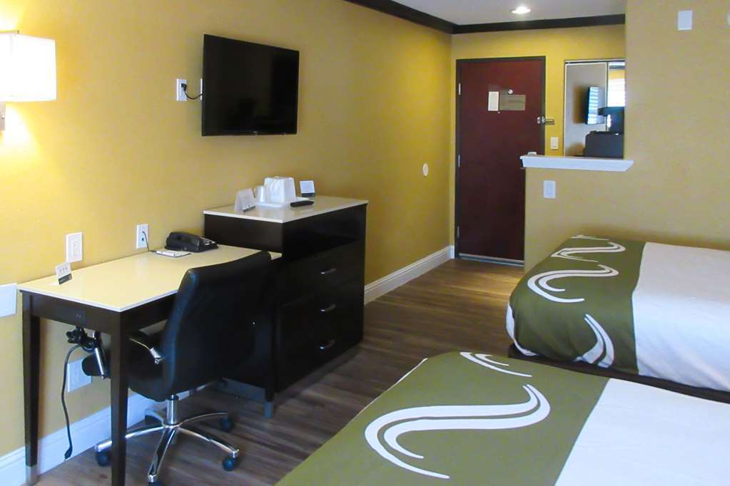Quality Inn & Suites Σακραμέντο Δωμάτιο φωτογραφία